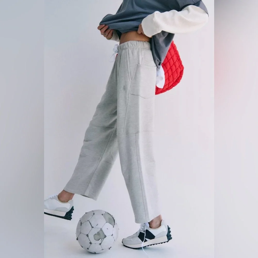 NWT! FP Movement Women's Top Score
Barrel Pants!! - Picture 3 of 7